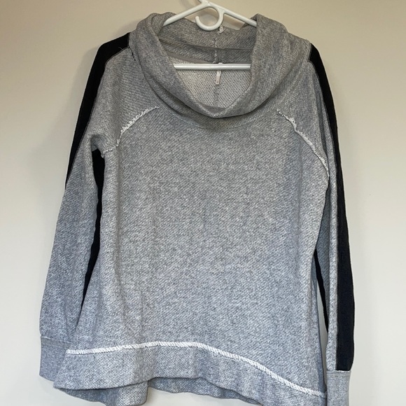 Free People Yo Yo Tunic Pullover Cowl Sweatshirt - Picture 2 of 6